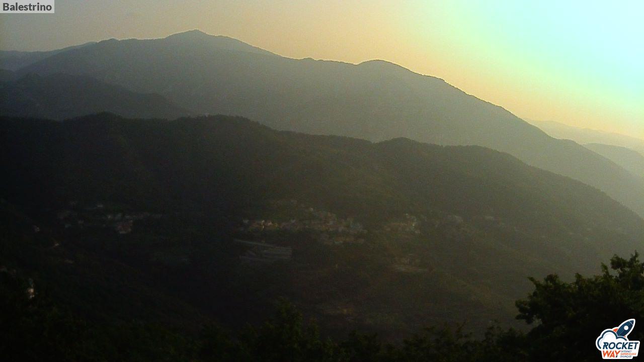 immagine della webcam nei dintorni di Pietra Ligure: webcam Toirano
