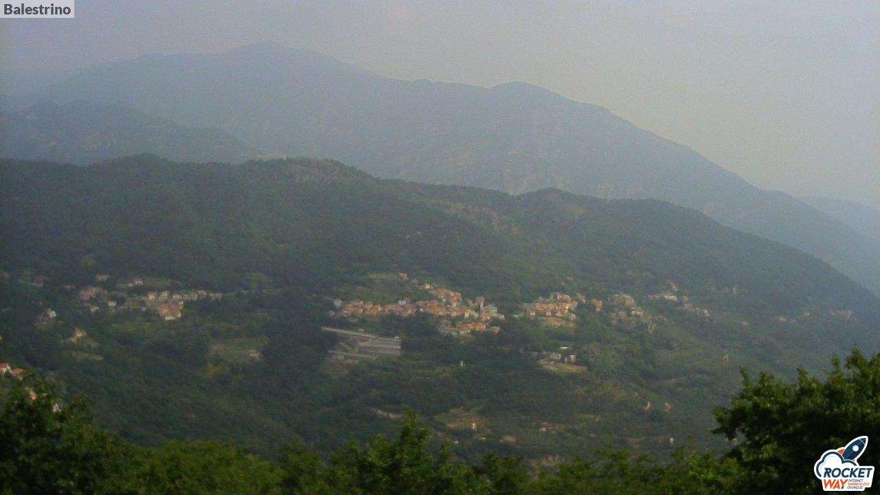 immagine della webcam nei dintorni di Campochiesa: webcam Toirano