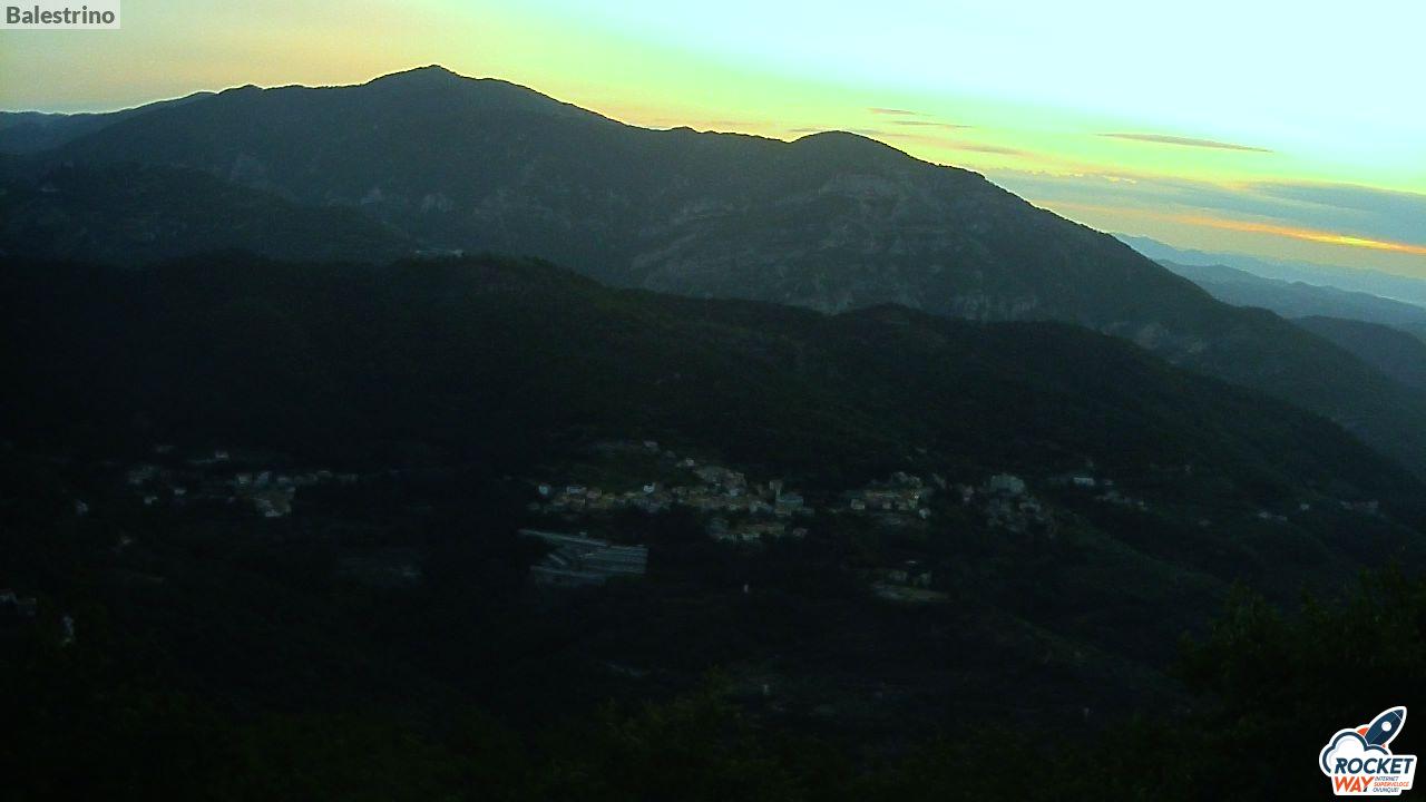 immagine della webcam nei dintorni di Pietra Ligure: webcam Toirano