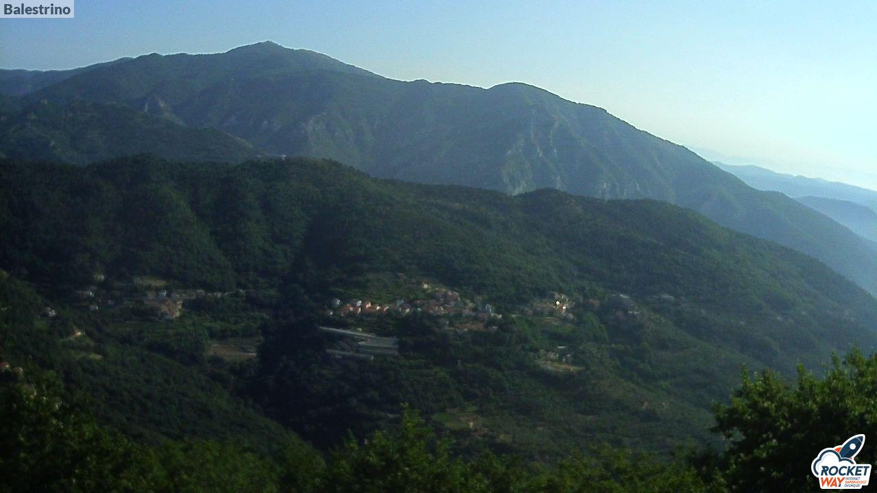 immagine della webcam nei dintorni di Campochiesa: webcam Toirano