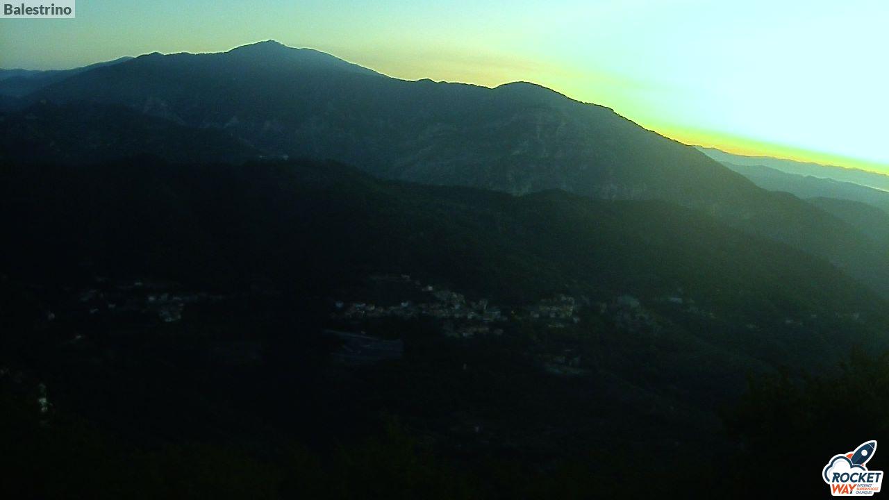 immagine della webcam nei dintorni di Loano: webcam Toirano