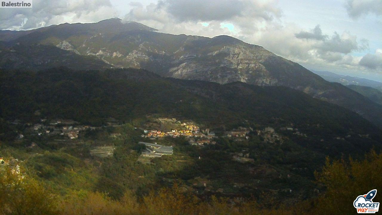 immagine della webcam nei dintorni di Loano: webcam Toirano