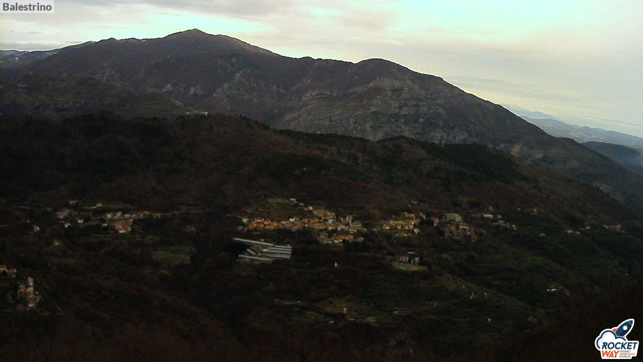 immagine della webcam nei dintorni di Spotorno: webcam Toirano