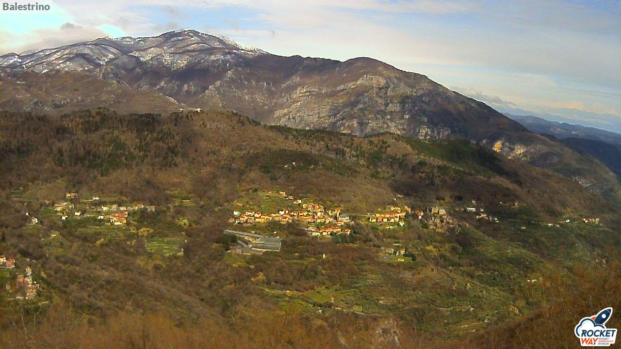 immagine della webcam nei dintorni di Balestrino: webcam Toirano