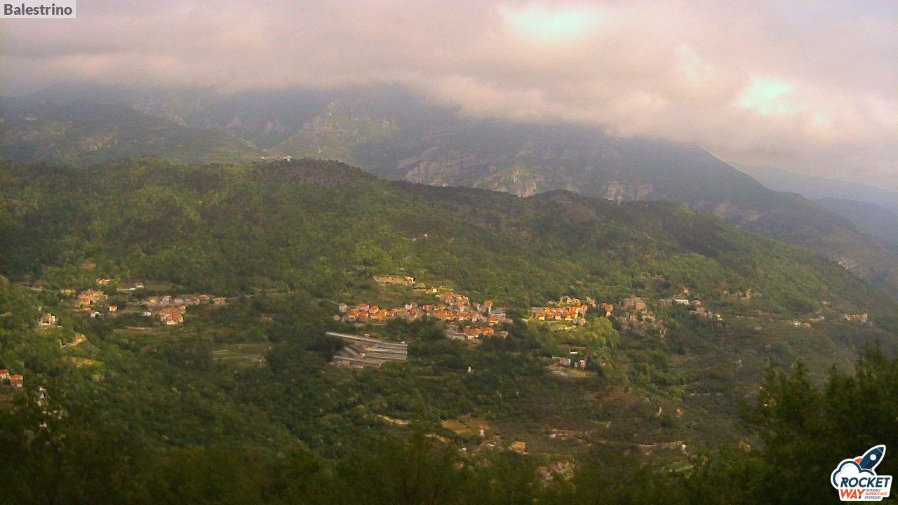 immagine della webcam nei dintorni di Finalborgo: webcam Toirano