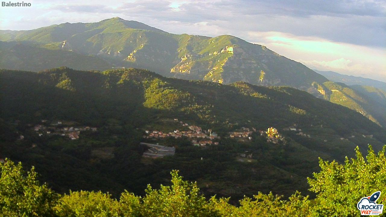 immagine della webcam nei dintorni di Finale Ligure: webcam Toirano