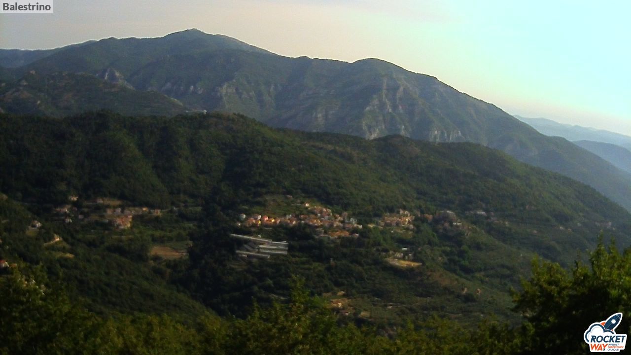 immagine della webcam nei dintorni di Alto: webcam Toirano