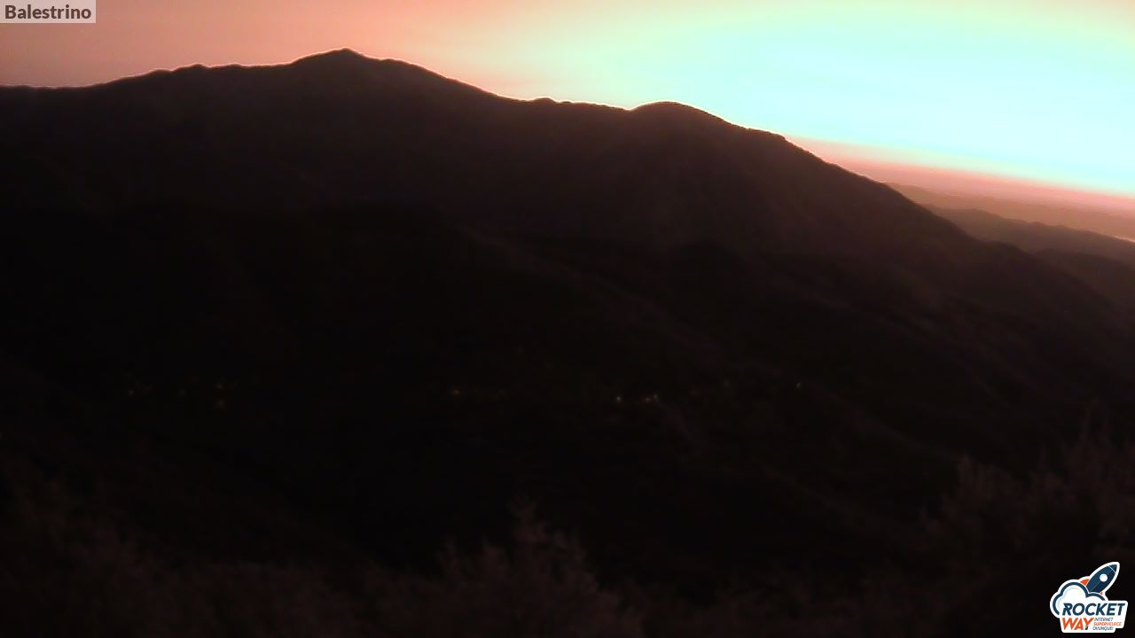 immagine della webcam nei dintorni di Pietra Ligure: webcam Toirano
