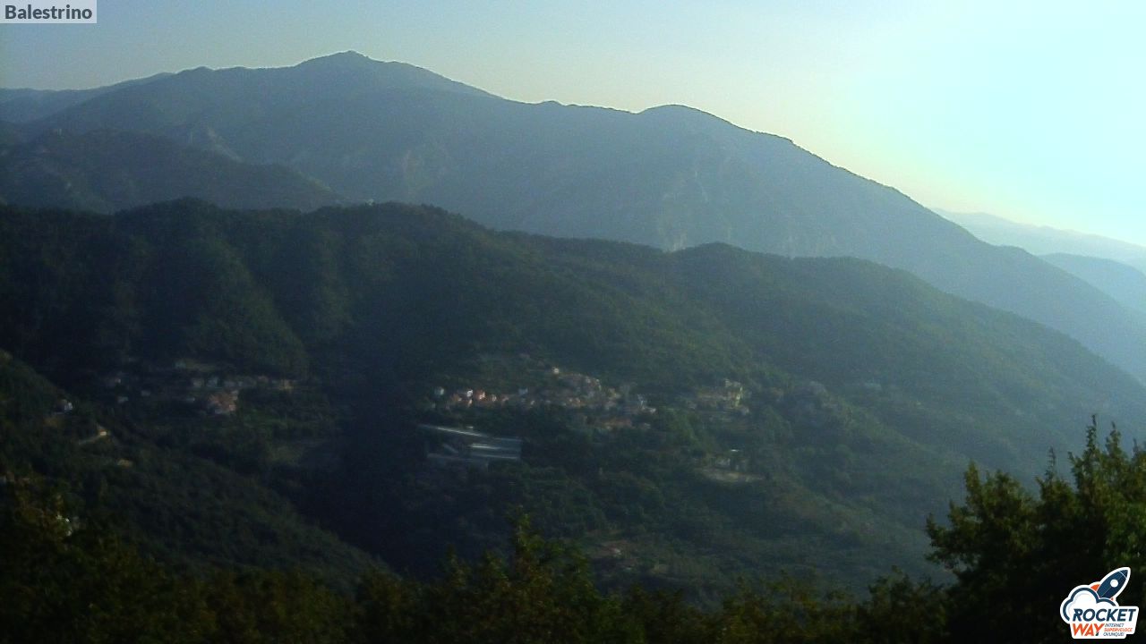 immagine della webcam nei dintorni di Pietra Ligure: webcam Toirano