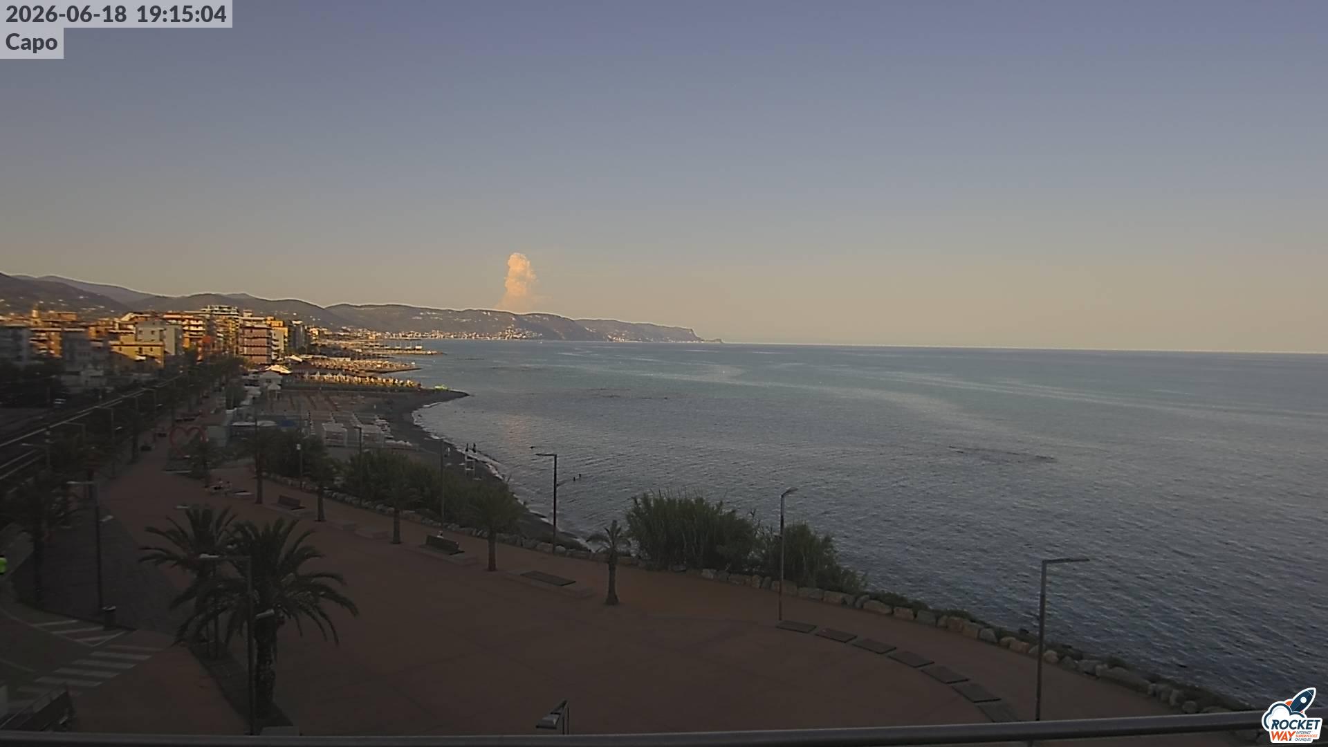 immagine della webcam nei dintorni di Bergeggi: webcam Borghetto Santo Spirito