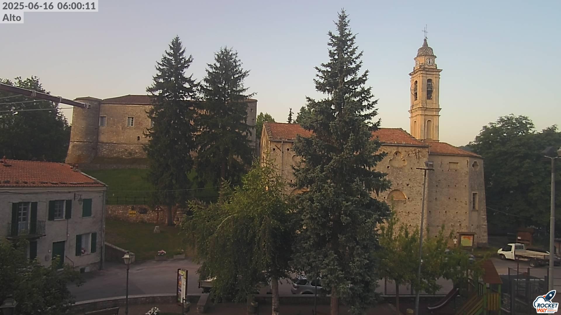 immagine della webcam nei dintorni di Pieve di Teco: webcam Alto