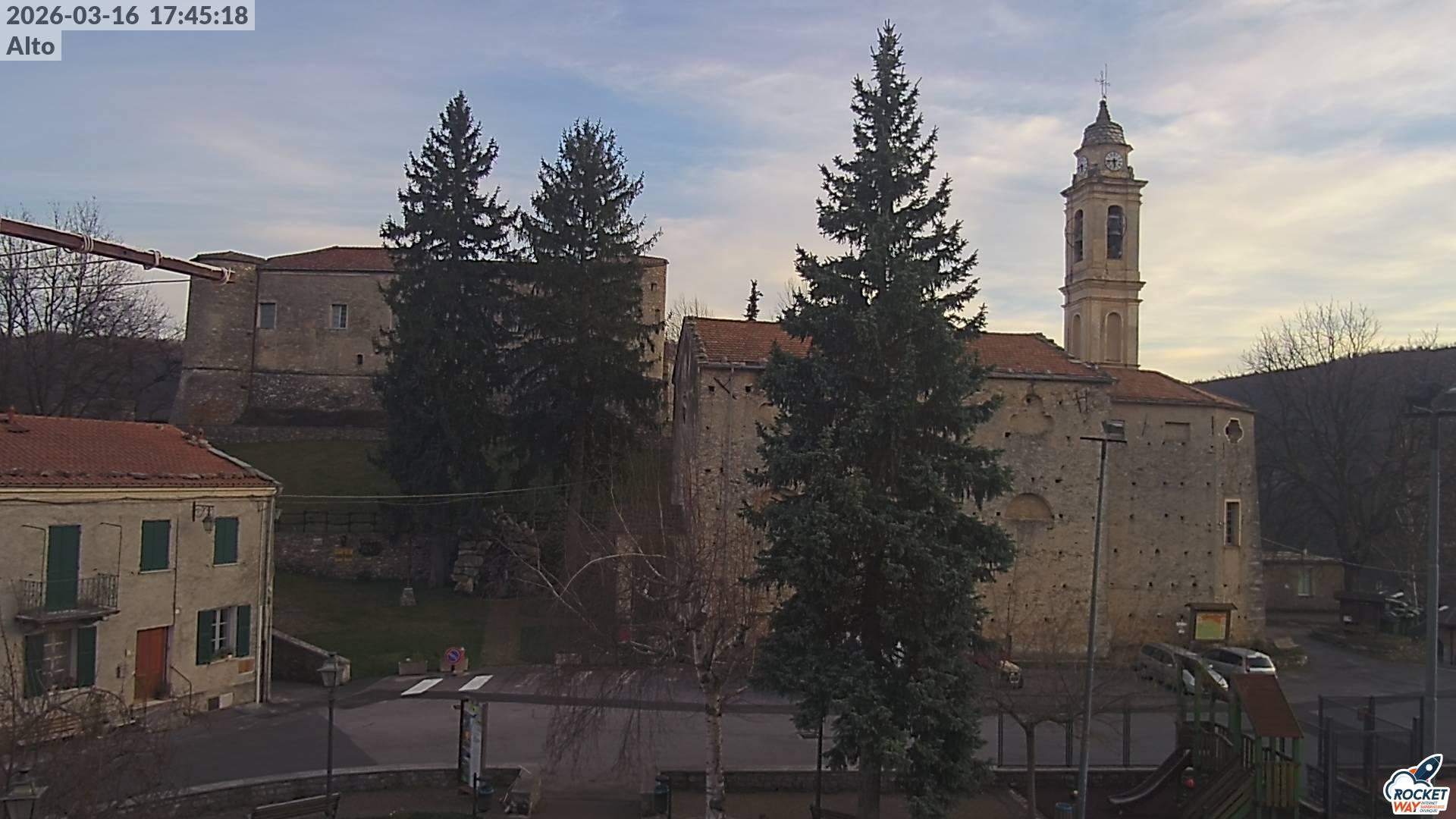 immagine della webcam nei dintorni di Monesi: webcam Alto