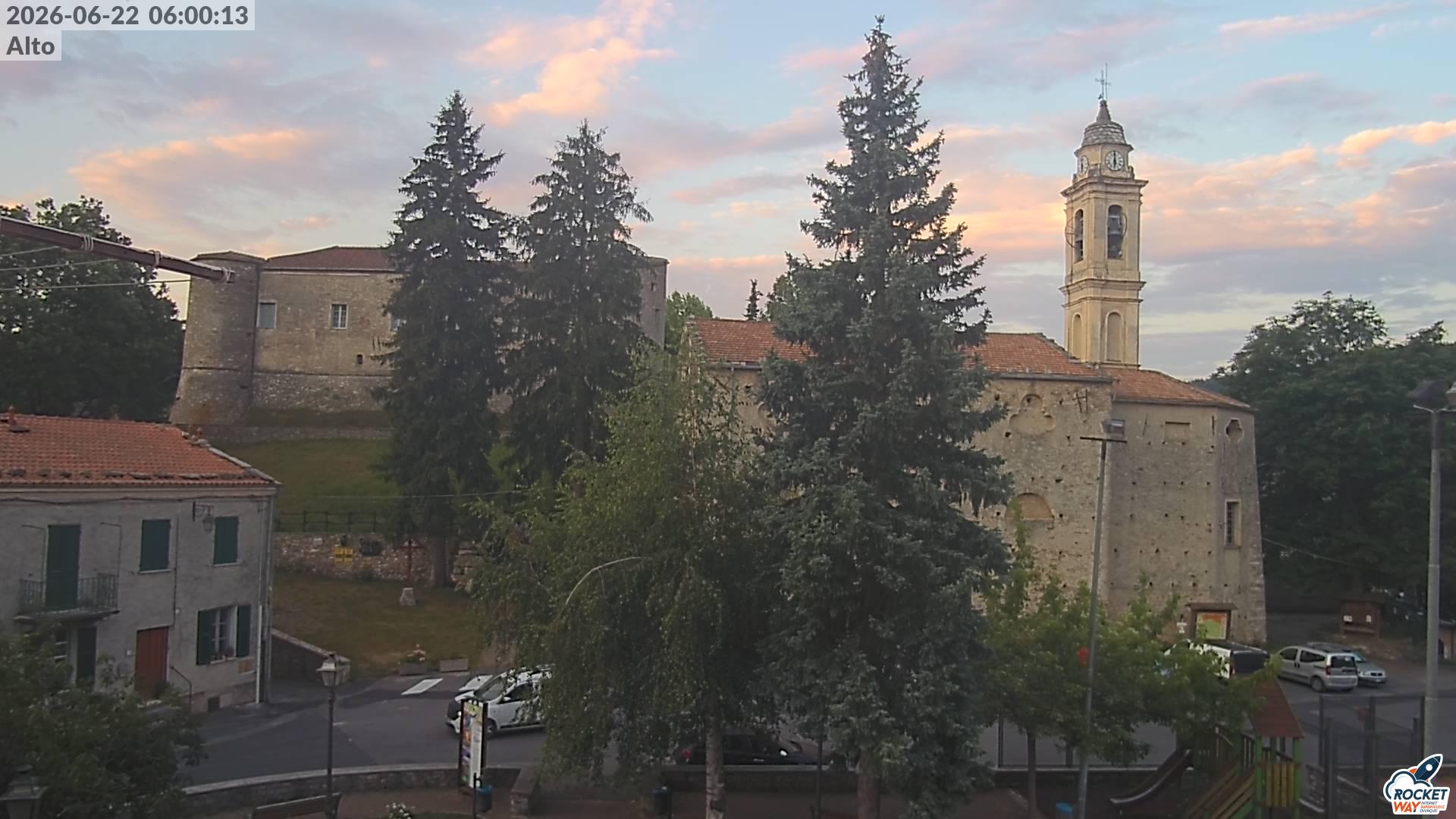immagine della webcam nei dintorni di Pieve di Teco: webcam Alto
